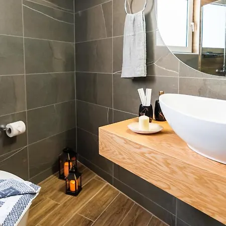 Apartment Michail Chania δίπλα στην παραλία της πόλης Chania (Crete)